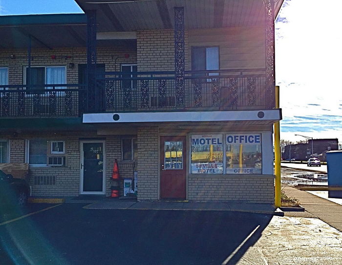 Seville Motel - Recent Photo (newer photo)